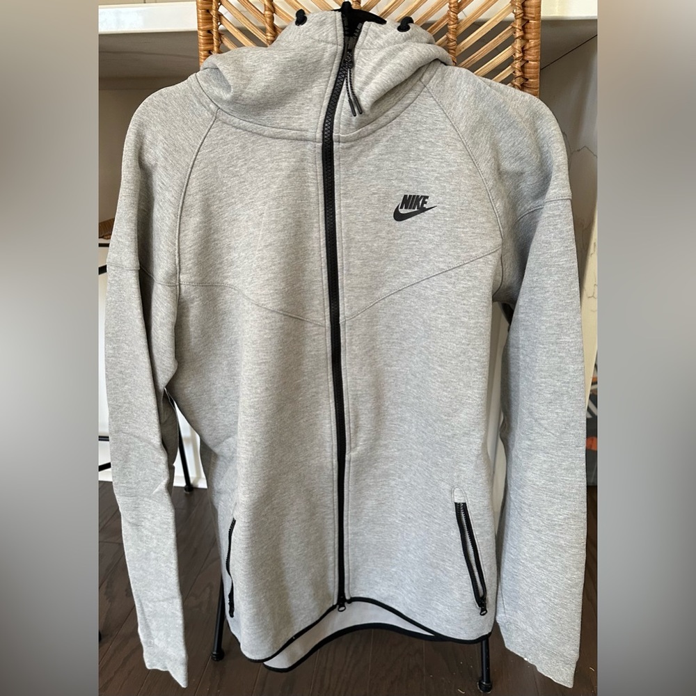 Nike Tech Fleece Full Zip Hoodie, hardly won